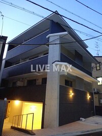 クレアーレ富小路