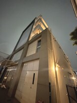 サイレンス服部