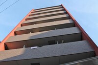 アドバンス大阪ドーム前