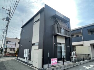 パープルスクエア