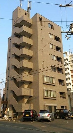 フレール円山