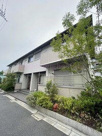 メゾンラフィーネ大日　A棟