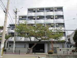 メゾンドール吹田