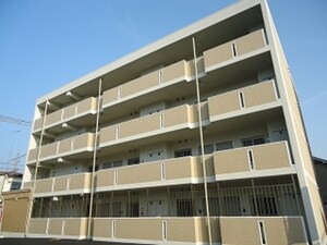 ラルジュ西金ヶ崎