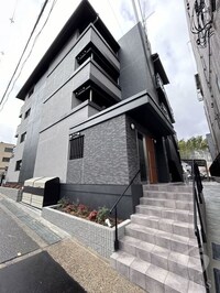 ヴィラ　デュース