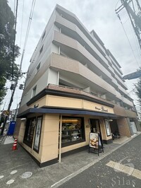 アート衣笠