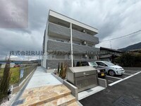 フジパレス教興寺三丁目