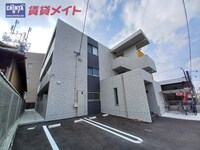 マリアロッソ富田駅前