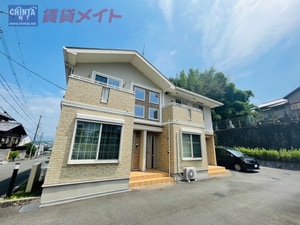 ヒルサイドテラス　イ－スト