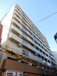 セレニテ福島カルム