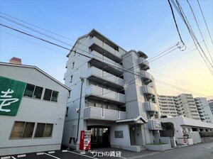 カルチェ・ブラン