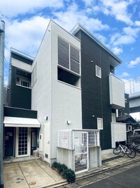 サンフロンティエール