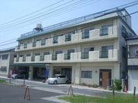 優箱崎ビル