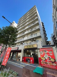 サンフラッツ新大阪本館