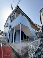 ローレル参番館