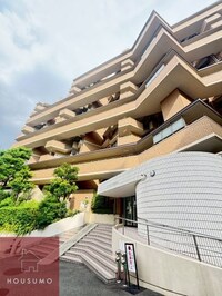 インペリアル千里青葉丘