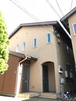 ウィスタリア