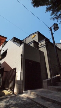 モダンアパートメント高田馬場