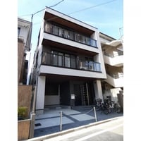 メゾン　レリナ