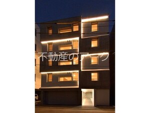 ヴェリタス美術館通