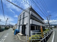リラ・一ノ崎
