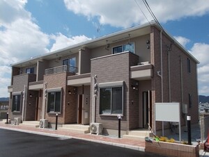 ローレル　福崎新