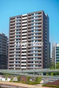 エンブレムコート明石町