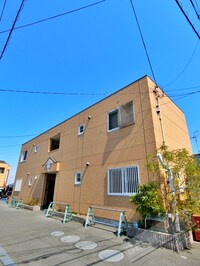 サンプレスA棟