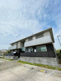 シャーメゾン　コモド