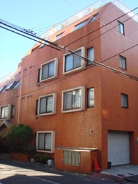 八高マンション