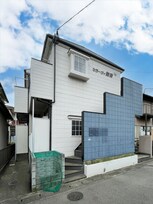 セラーヴィ諸岡