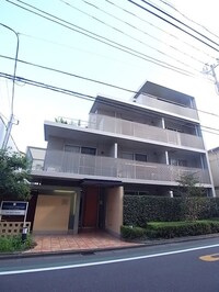 ラティエラ学芸大学