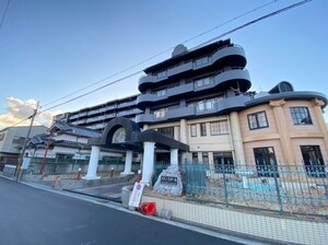 メゾンリリアール