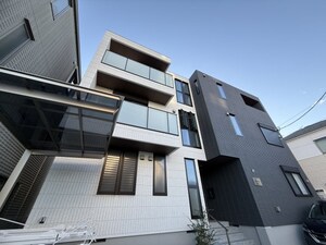 Ｍａｎｓｉｏｎ　Ｃａｌｉｎｏｕｒｓ