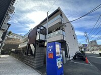 リブリ・松木