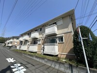 クレール四季彩の丘　八番館