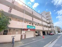 イーストポイントワタナベ