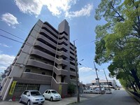 ロッキーコートナカヤ