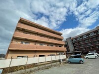 カリヨン三藏田