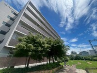 クラン　エシオ