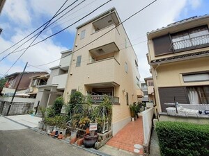 メゾンド　タカ