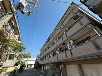 コージ・コート・クイセ