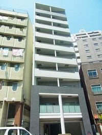 メゾンアイリス