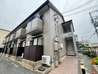 シャルト