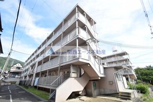 ビレッジハウス日下2号棟