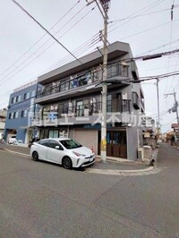 西岩田ハイツ