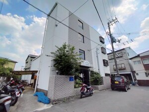 ボンジュールムサシ