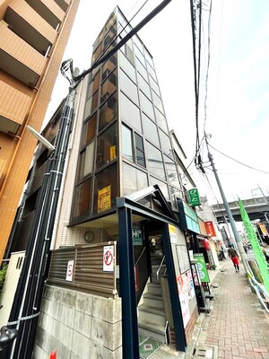 テルイ・ビラ