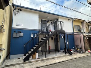 シャインハイツ三条