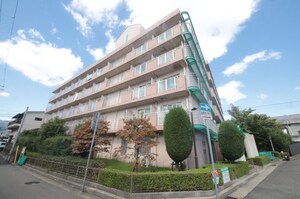 ユニテソリステ津門川